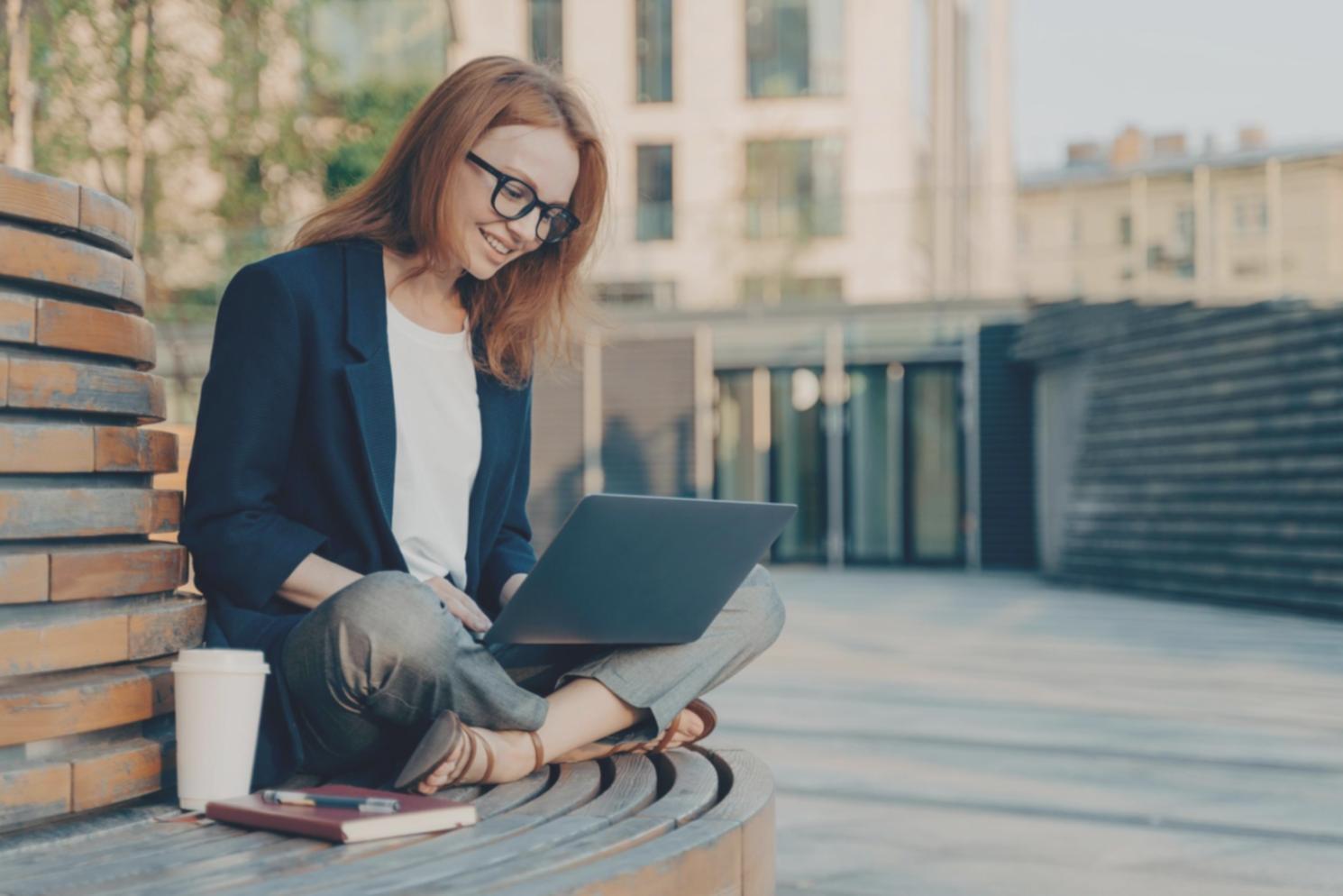 Séance de travail collaboratif entre étudiants